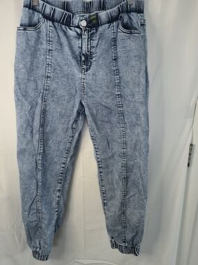 Wild Fable stone wash Denim joggers jeans M, Vertical Front Seam. 0898